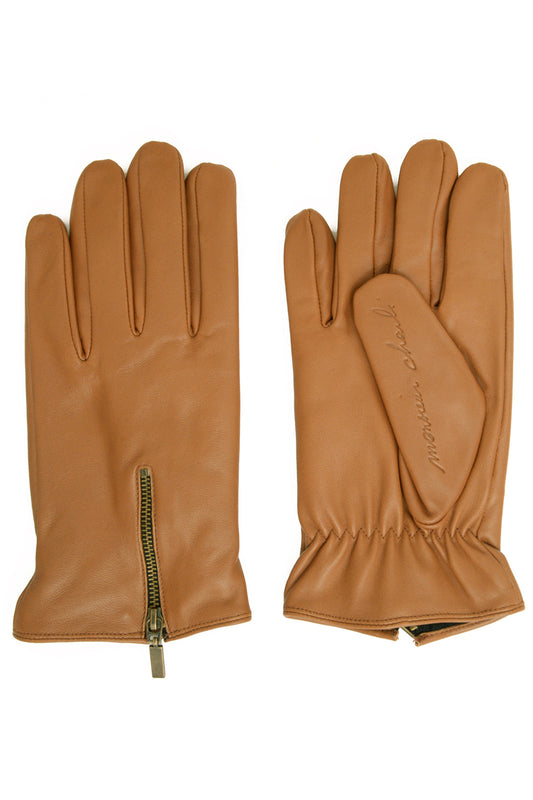 Une paire de gants en cuir pour homme
