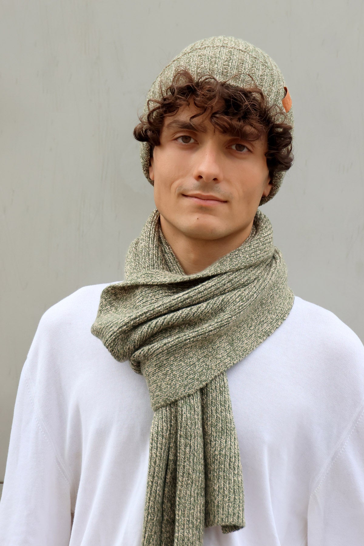 Quelle écharpe homme pour un style élégant Quelle écharpe homme pour un style élégant