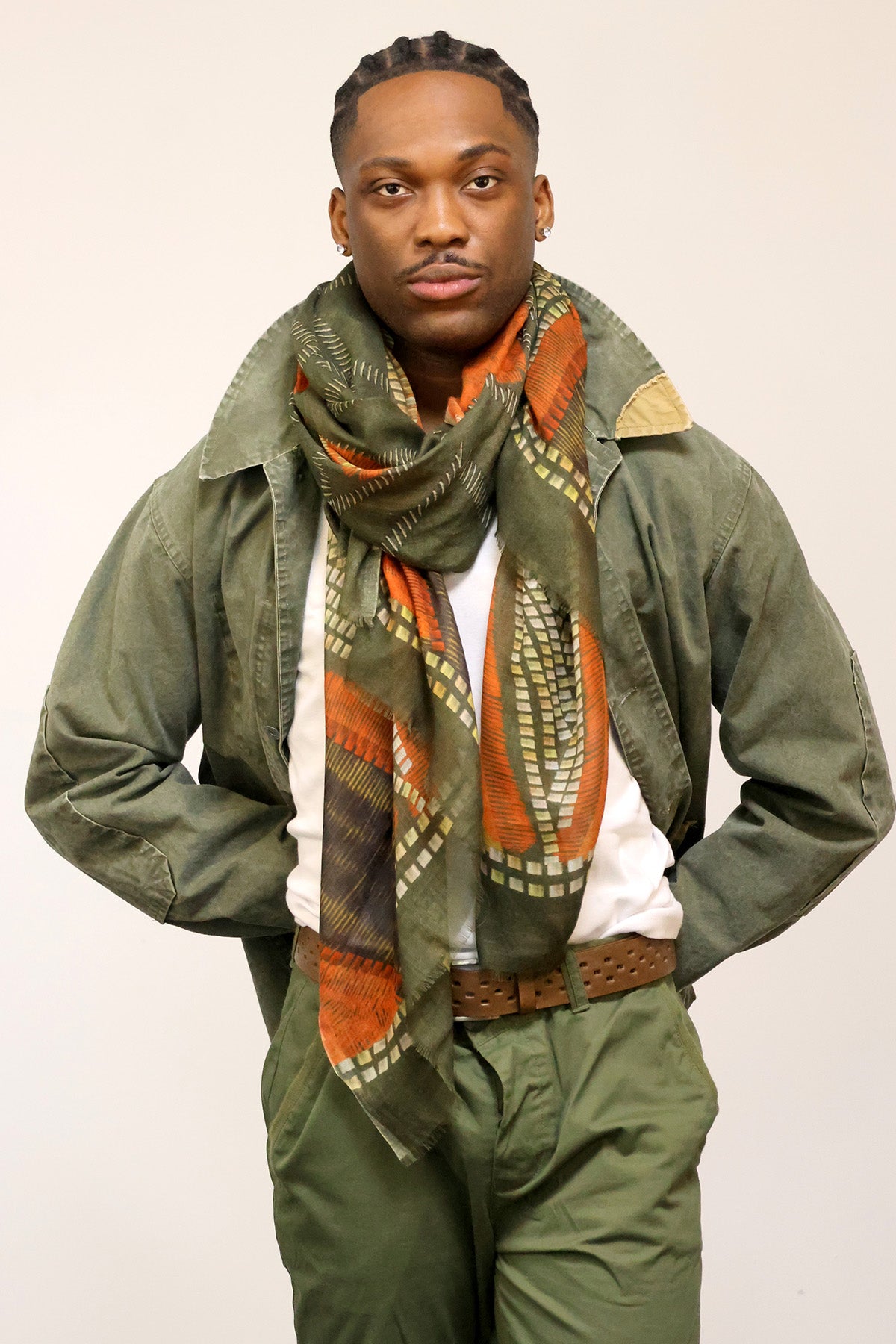 Le foulard placide porté par un homme 