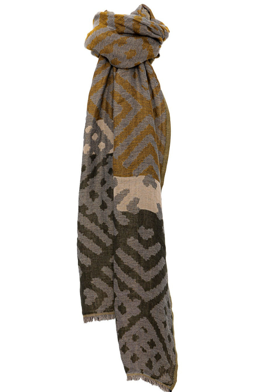 une écharpe Monsieur Charli