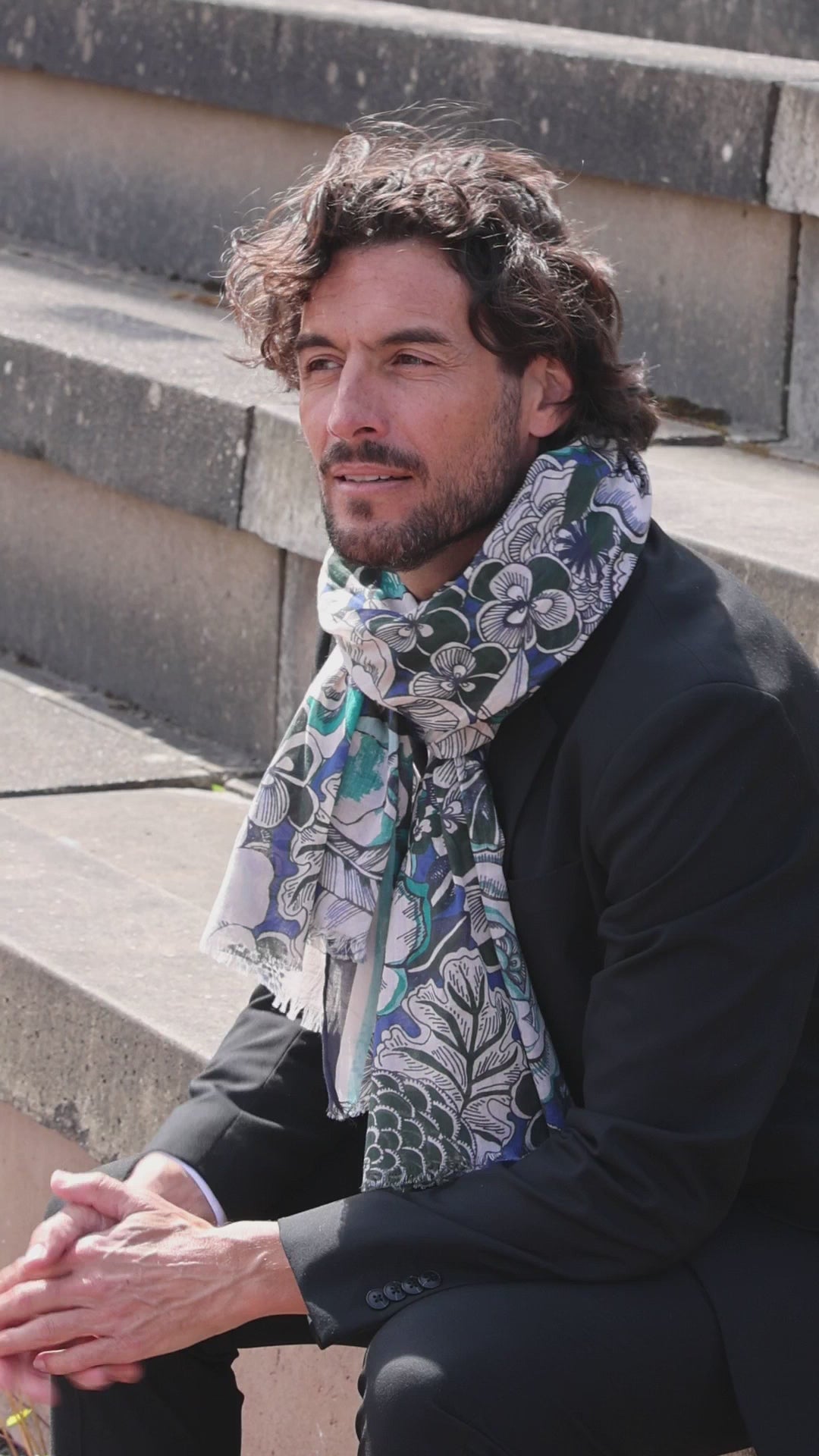 Chèche homme – Élégance décontractée signée Monsieur Charli